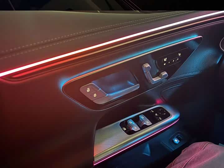 Фото 5 - Mercedes-Benz EQE