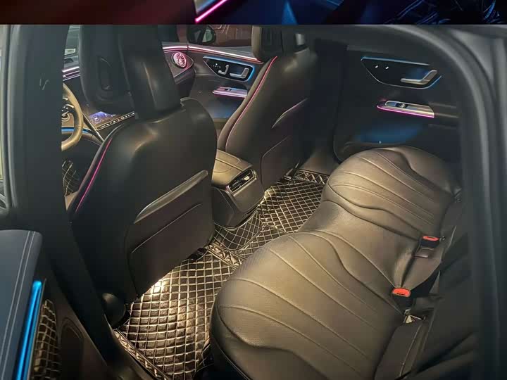 Фото 7 - Mercedes-Benz EQE