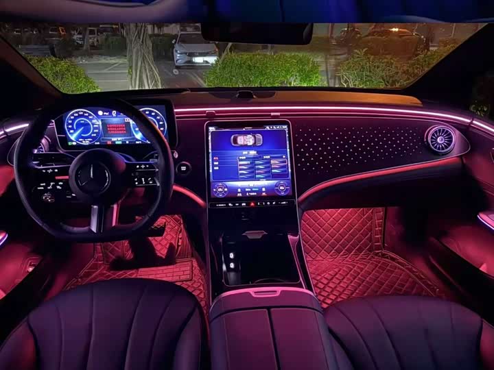 Фото 8 - Mercedes-Benz EQE