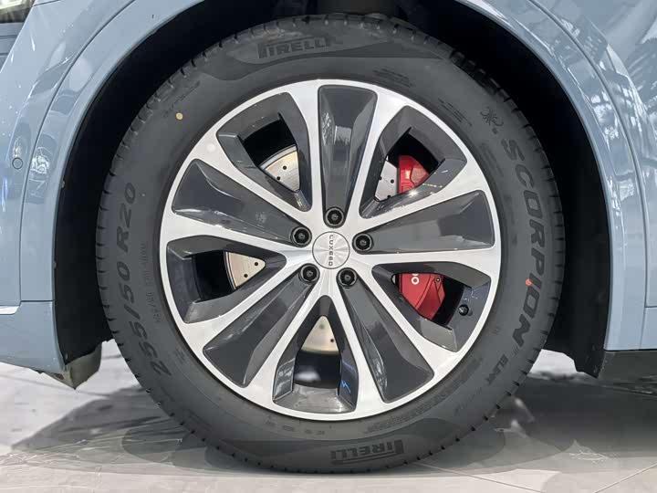 Фото 14 - Luxeed R7