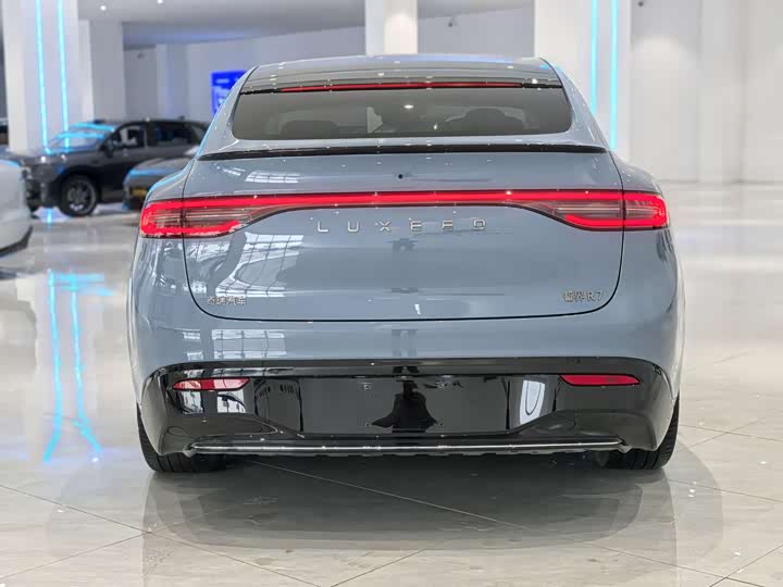 Фото 5 - Luxeed R7