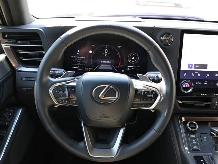 Фото 14 - Lexus GX