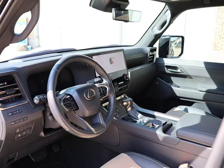 Фото 7 - Lexus GX