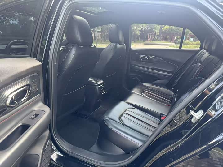 Фото 7 - GAC Trumpchi Empow R