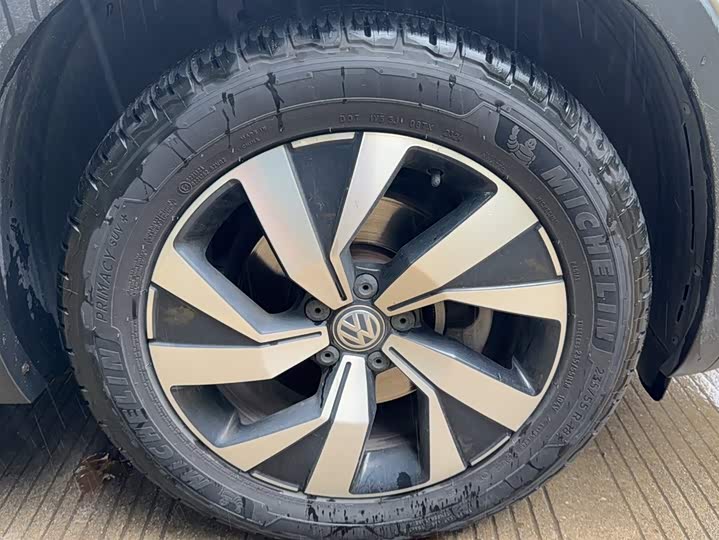 Фото 3 - Volkswagen Tayron