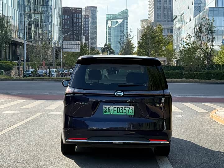 Фото 6 - GAC Trumpchi E8