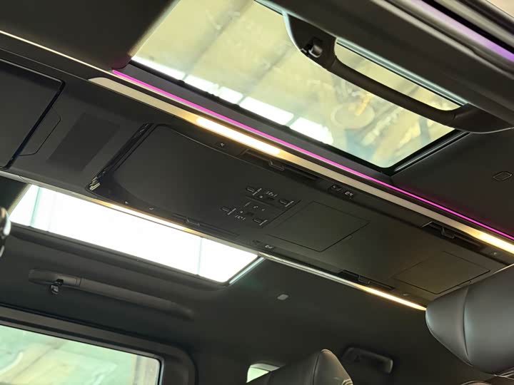 Фото 22 - Toyota Vellfire