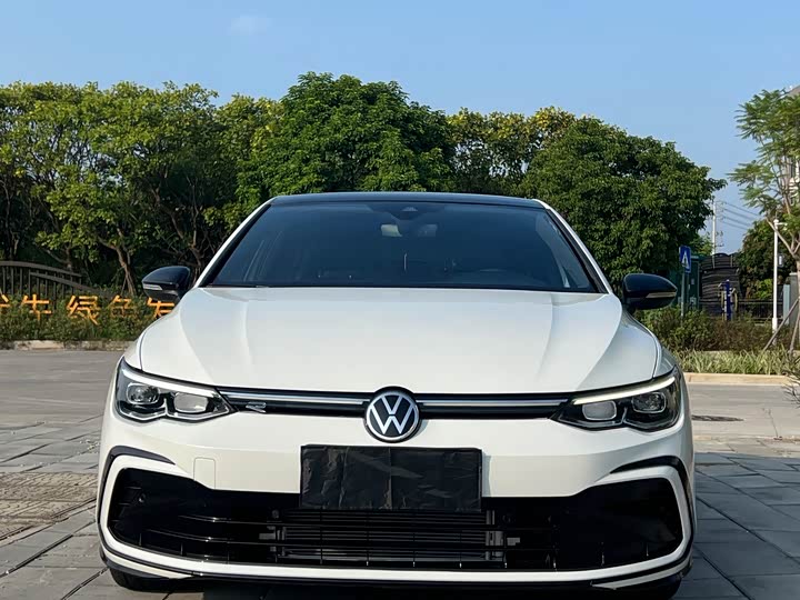 Фото 2 - Volkswagen Golf