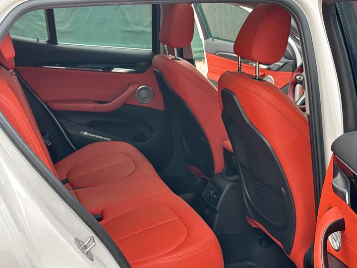 Фото 11 - BMW X2