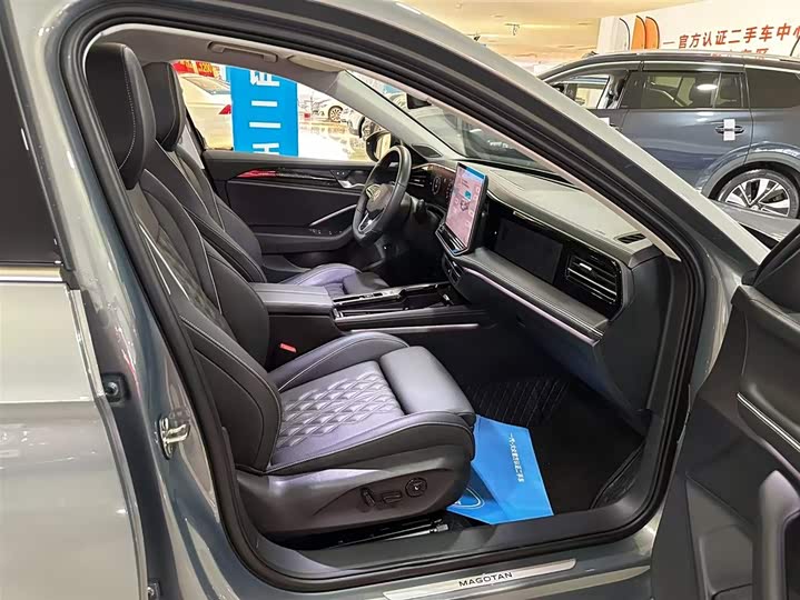 Фото 29 - Volkswagen Magotan