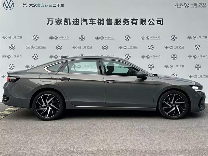 Фото 3 - Volkswagen Magotan