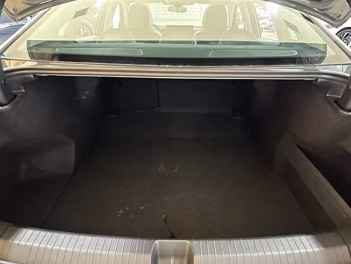 Фото 34 - Volkswagen Magotan