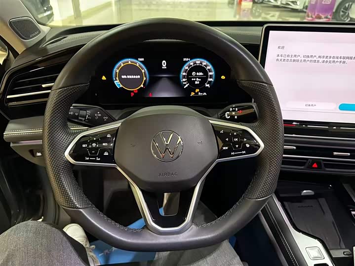 Фото 8 - Volkswagen Magotan