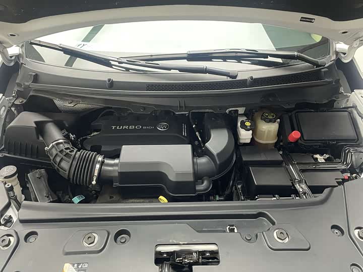 Фото 12 - Buick GL8 ES