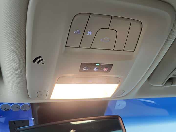 Фото 22 - Buick GL8 ES