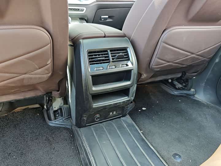 Фото 18 - BMW X5