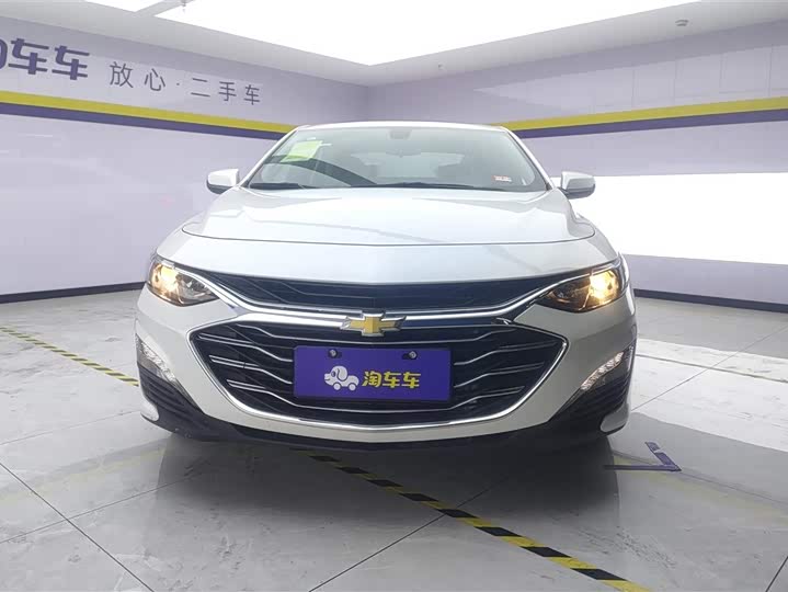 Фото 2 - Chevrolet Malibu XL