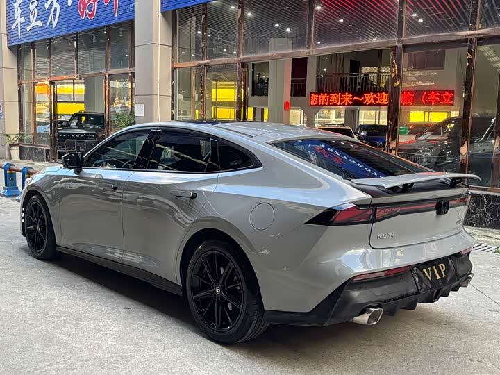 Фото 13 - Changan UNI-V