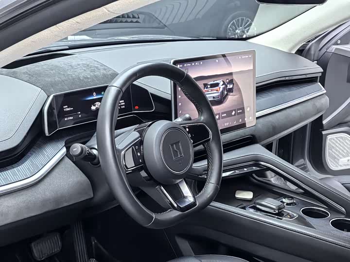 Фото 4 - Zeekr 001