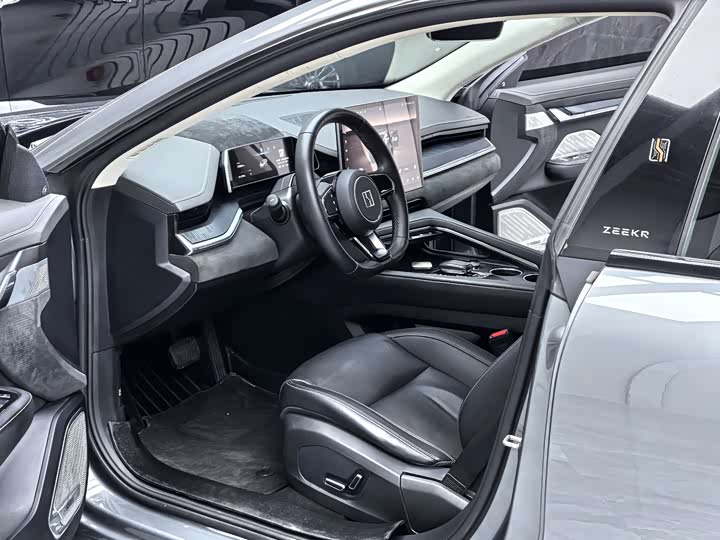 Фото 5 - Zeekr 001