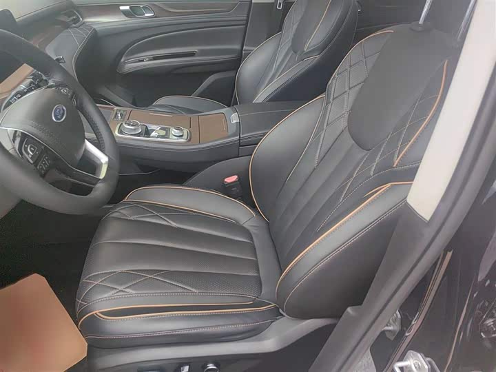 Фото 10 - Ford Equator