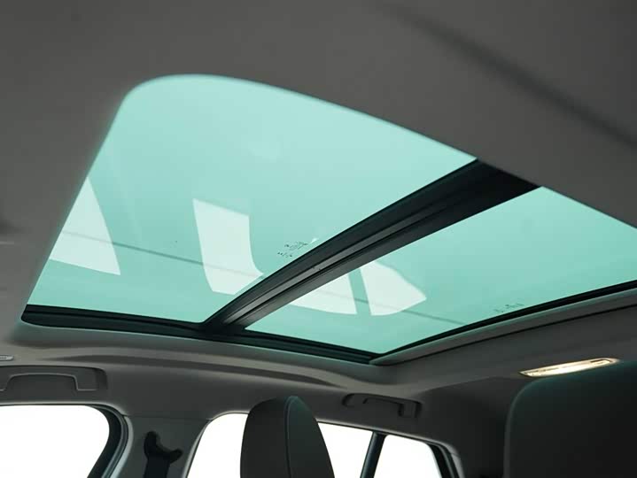 Фото 10 - BMW X2