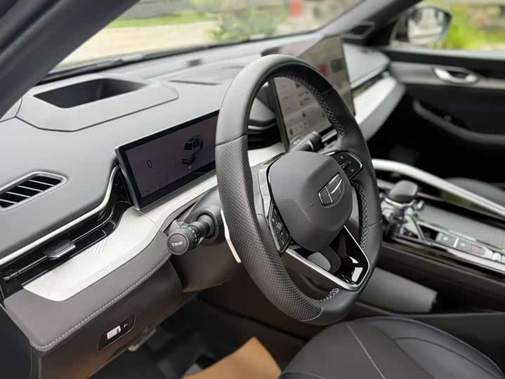 Фото 15 - Geely Preface