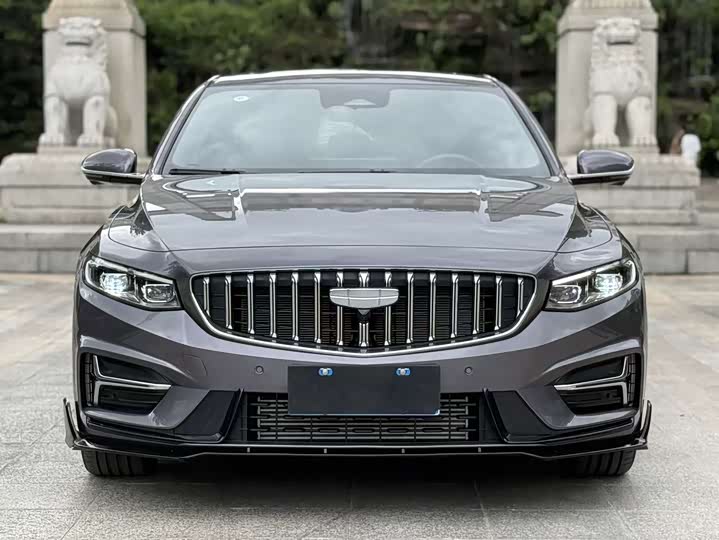 Фото 2 - Geely Preface