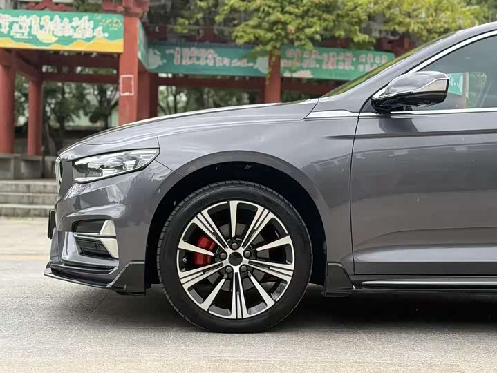 Фото 5 - Geely Preface