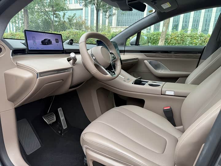 Фото 11 - Luxeed R7