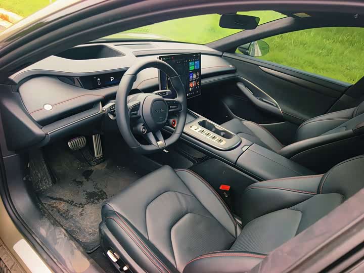 Фото 6 - Xiaomi SU7