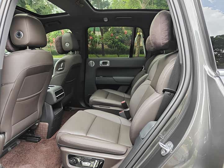 Фото 9 - LiXiang L8