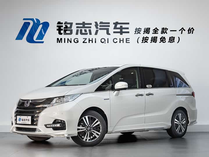 Фото 1 - Honda Odyssey