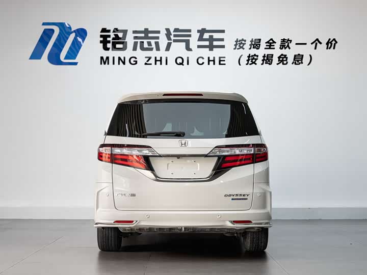 Фото 6 - Honda Odyssey