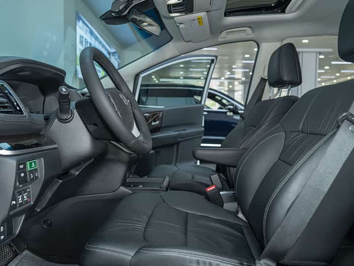 Фото 9 - Honda Odyssey