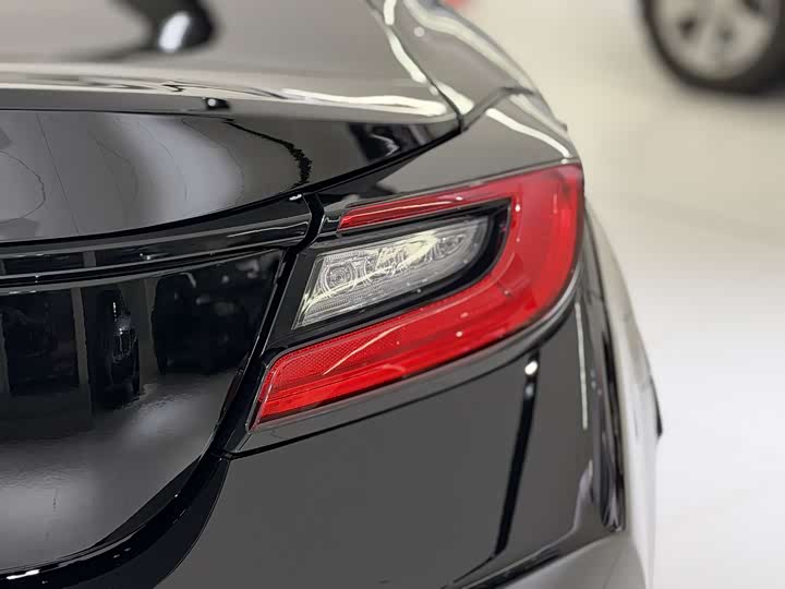 Фото 10 - Subaru BRZ