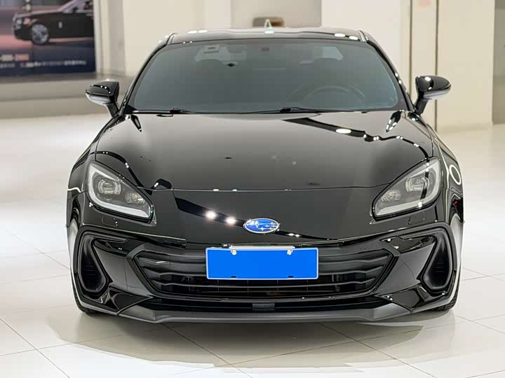 Фото 2 - Subaru BRZ