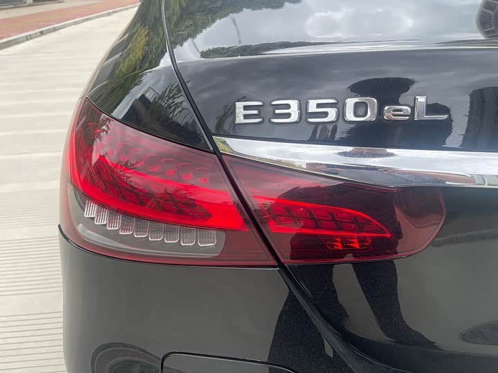 Фото 14 - Mercedes-Benz E-Class Hybrid