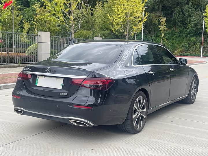 Фото 4 - Mercedes-Benz E-Class Hybrid