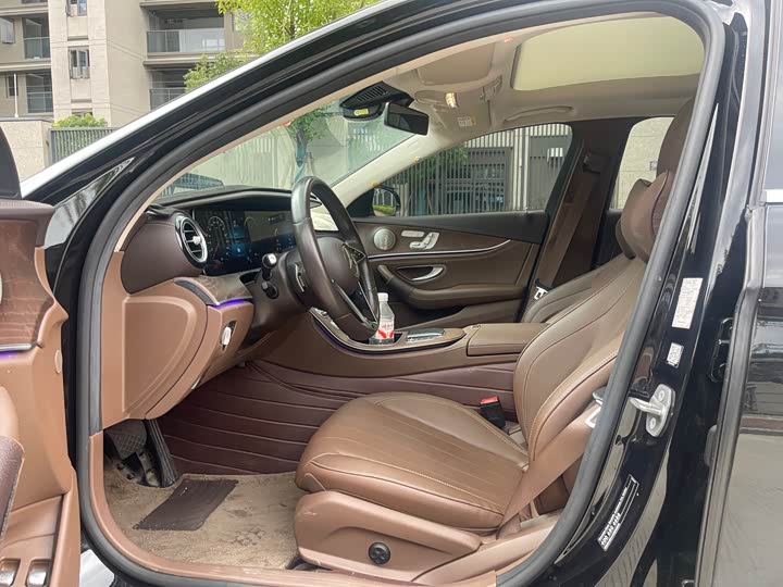 Фото 7 - Mercedes-Benz E-Class Hybrid