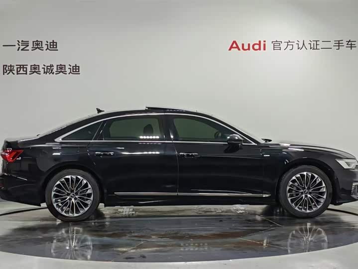 Фото 3 - Audi A6L Hybrid