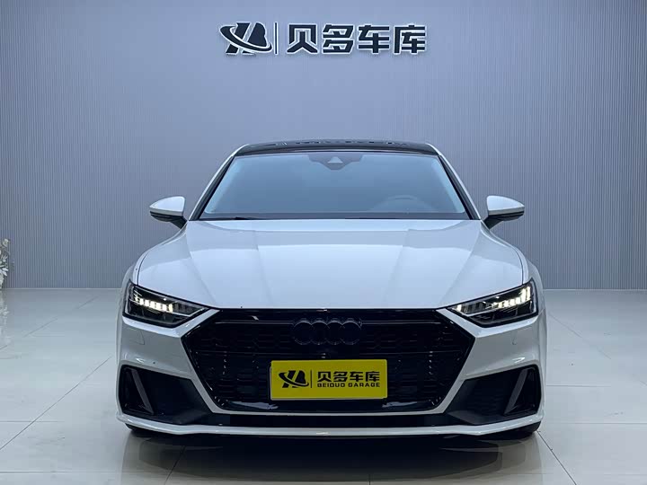 Фото 2 - Audi A7