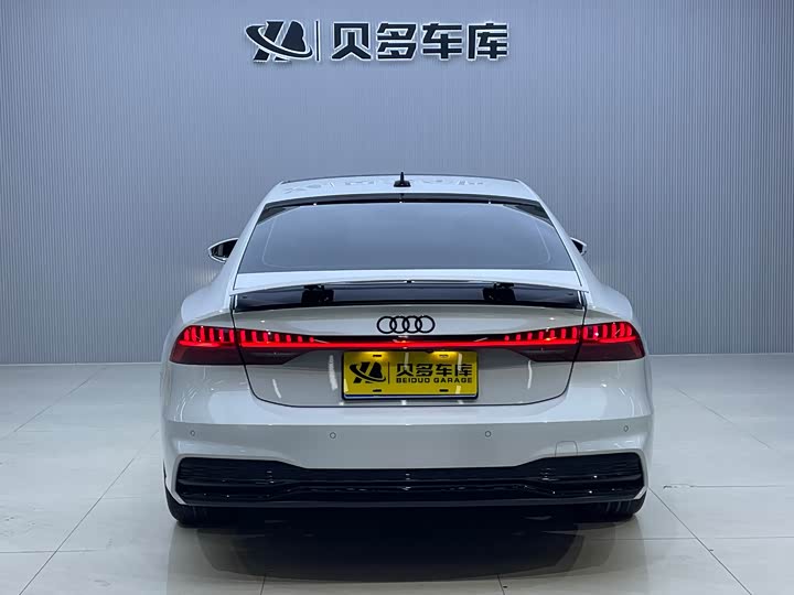 Фото 4 - Audi A7