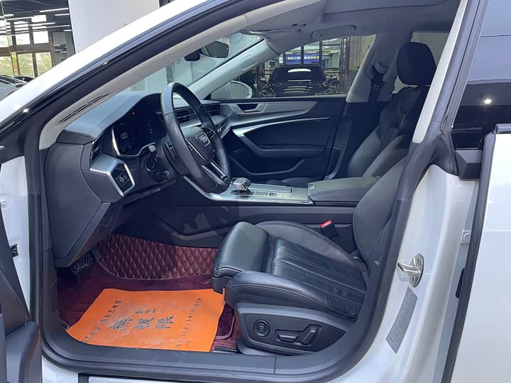 Фото 6 - Audi A7