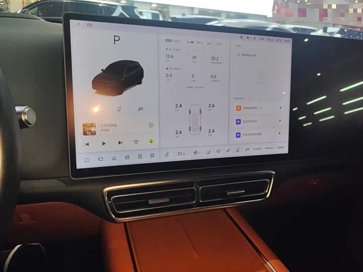 Фото 13 - LiXiang L7