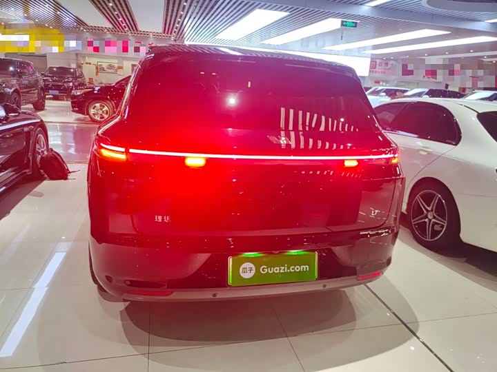 Фото 6 - LiXiang L7