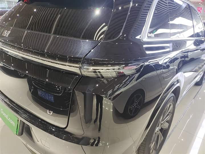 Фото 8 - LiXiang L7