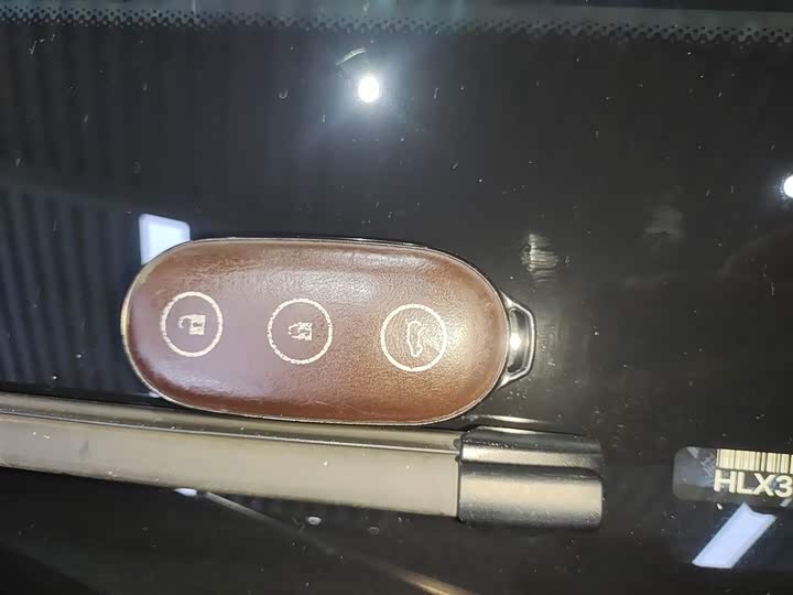 Фото 9 - LiXiang L7