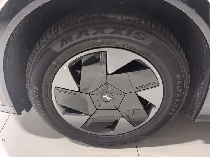 Фото 2 - XPeng G7