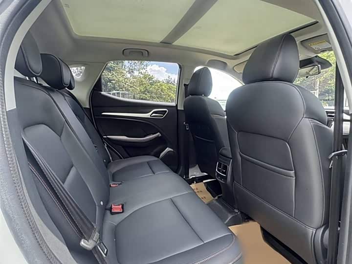 Фото 11 - MG Motor ZS